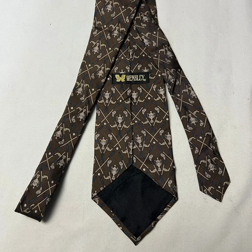 Wembley Silk Golf Novelty Tie Brown Trophy Golf Clubs Pattern Necktie‎ Fathers